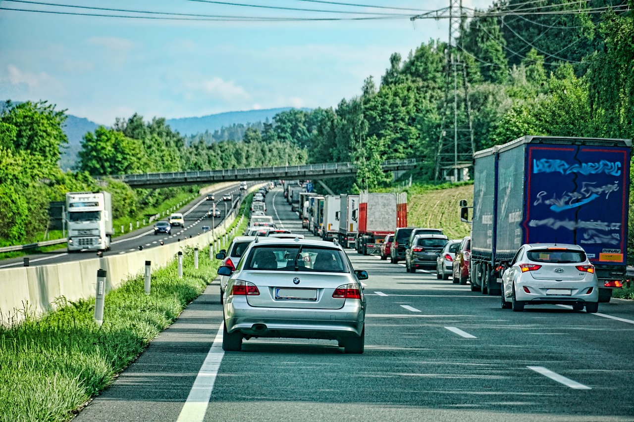 提高道路工程管理效率，可不只是筑业公路工程资料管理软件这一招